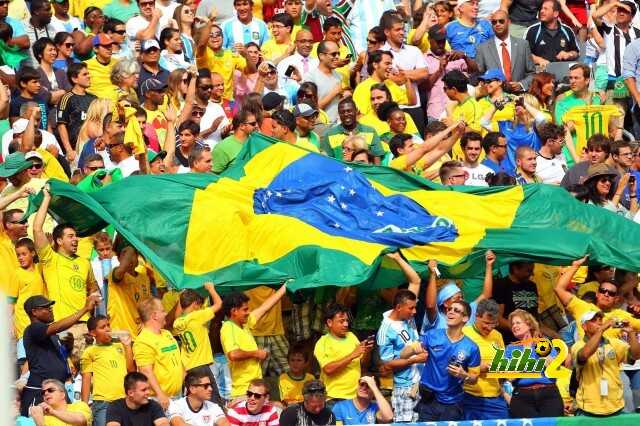 جماهير البرازيل تمنع  لاعبي منتخب كولومبيا من النوم !