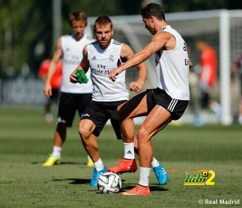 صور : ريال مدريد يواصل الاستعداد بجدية للسوبر الأوروبي