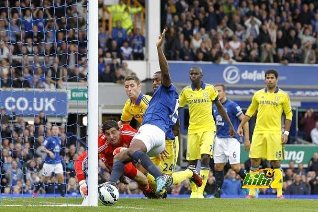 1409418712961_wps_7_Everton_s_Sylvain_Distin_
