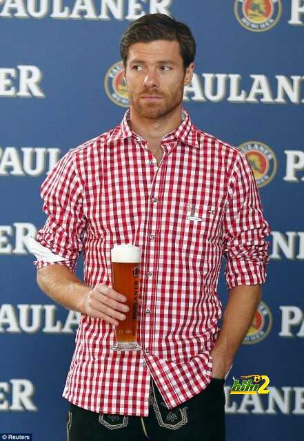 1409482523208_wps_37_Bayern_Munich_s_new_playe