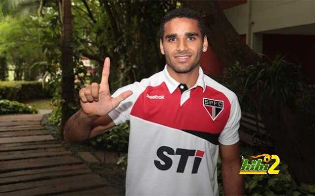 ساو باولو يحدد سعر هدف برشلونة دوغلاس
