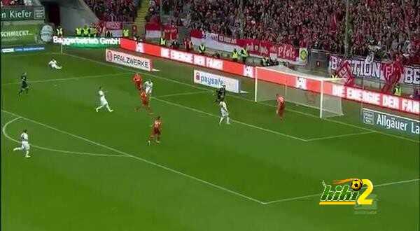 فيديو : أغرب فرصة ضائعة في الدوري الألماني ..!