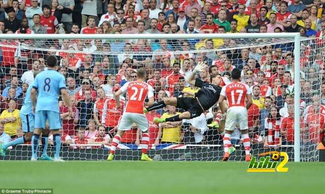 1410615367896_wps_102_Wojciech_Szczesny_Of_Arse