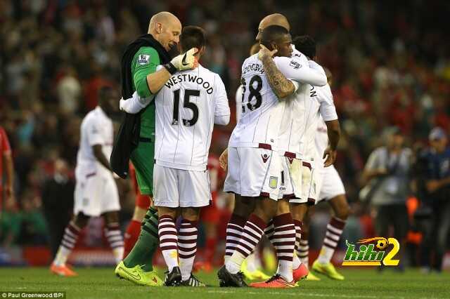 1410632983965_wps_32_Brad_Guzan_hugs_Ashley_We