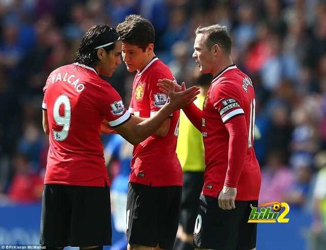 1411304572005_wps_39_Radamel_Falcao_and_Wayne_