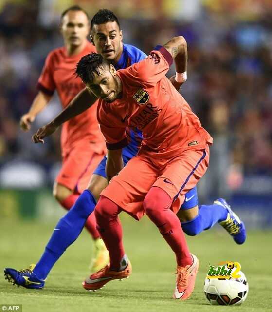 1411326771340_lc_galleryImage_Levante_s_midfielder_Vict