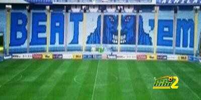 تيفو جمهور الهلال يطالب الفريق بهزيمة العين