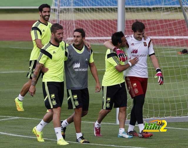 صور : الماتادور الأسبانى يستعد للقاء الديوك الفرنسية فى مباراة ودية بنكهة كأس العالم !