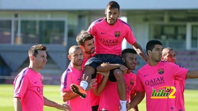 صورة : جمهور برشلونة يفضل بوسكيتس المتراجع على ماسكيرانو المقاتل في الكلاسيكو ..!