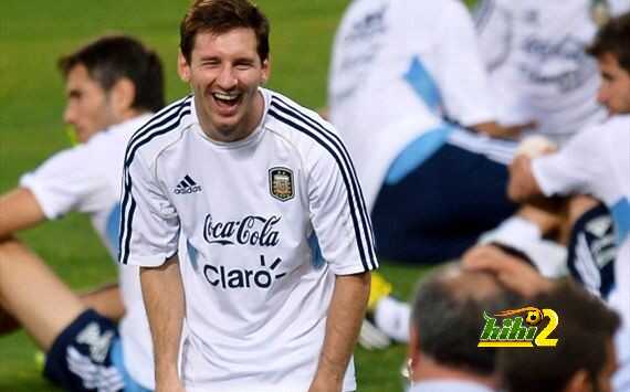 صور : ميسي يتألق في تدريبات المنتخب الأرجنتيني