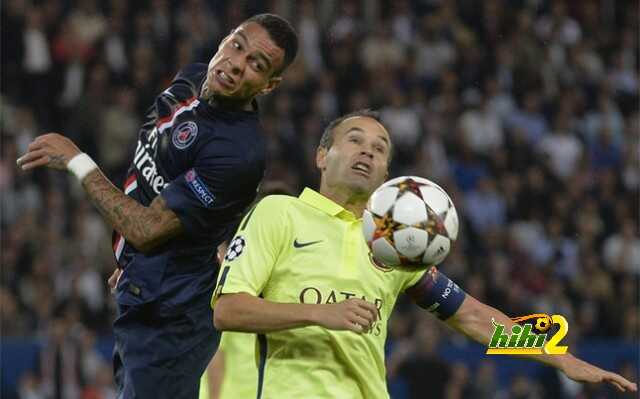 iniesta-pelea-balon-con-van-wiel-durante-psg-barca-1412111651577