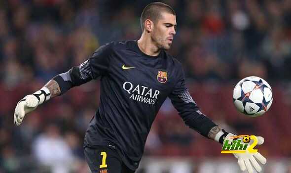 صورة : حارس برشلونة السابق يتواجد في مدرجات الاولد ترافورد
