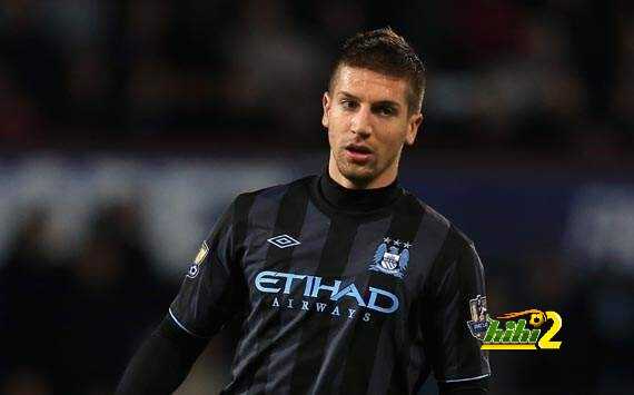 روما يستهدف التعاقد مع لاعب السيتي