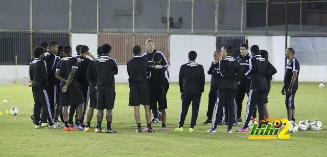 الشباب يواصل استعداداته على فترتين وستامب يستعين بثلاثي الاولمبي