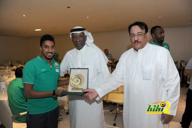 أحمد عيد يزور إقامة المنتخب السعودي