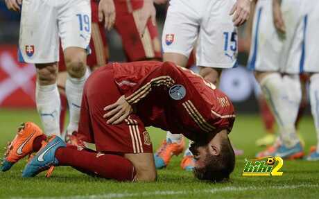 بيكيه يثير الذعر في تدريبات أسبانيا