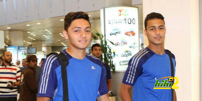 صور : وصول بعثة النادي الاهلي الي الكويت