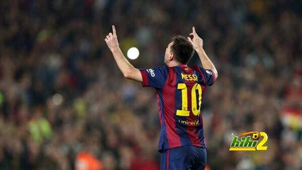 صور : برشلونة ينهي الشوط الأول متقدما بهدفي سواريز وميسي