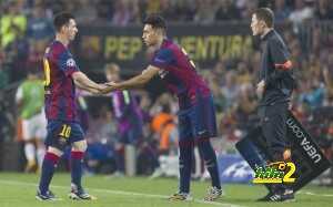 momento-que-munir-sustituye-messi-durante-barca-ajax-1415700952769