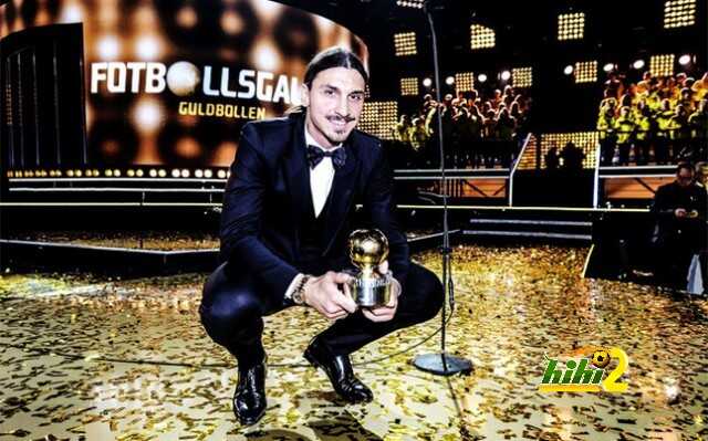 zlatan-ibrahimovic-recibio-trofeo-por-novena-vez-consecutiva-1415698700268