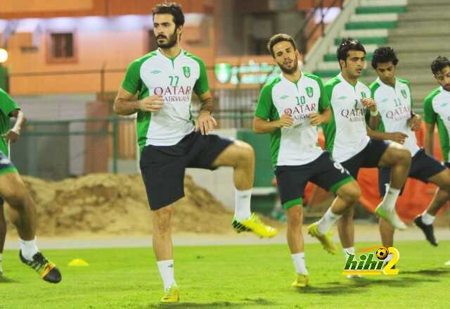 الأهلي يواصل تحضيراته للتعاون بمناورة على نصف ملعب