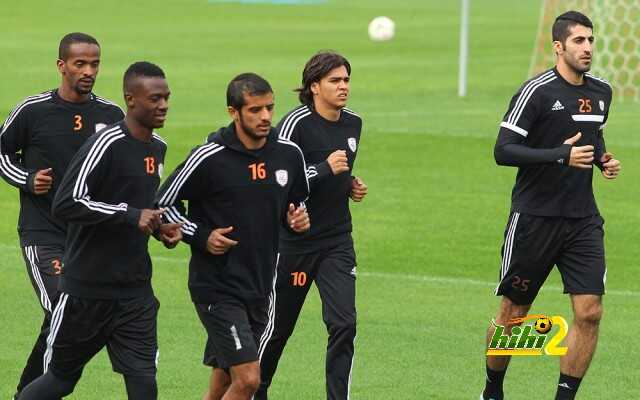 صور : الشباب يواصل تدريباته بحماس