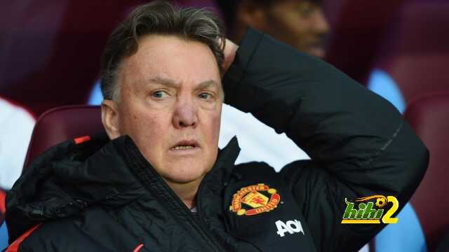 Aston Villa v Manchester United - Premier League