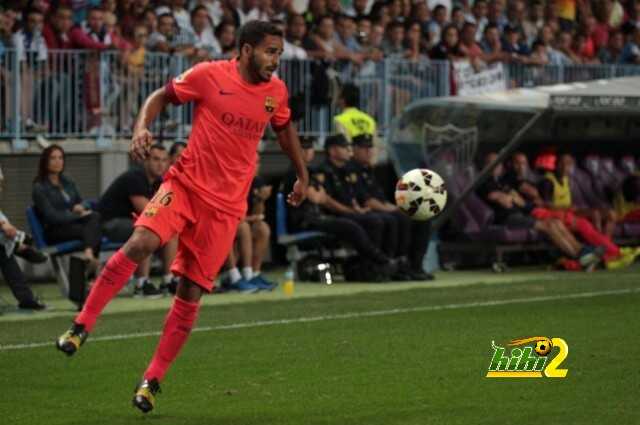 إيفرتون سيخلص برشلونة من لاعبه