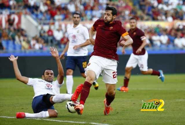 ميلان يريد التعاقد مع مهاجم روما