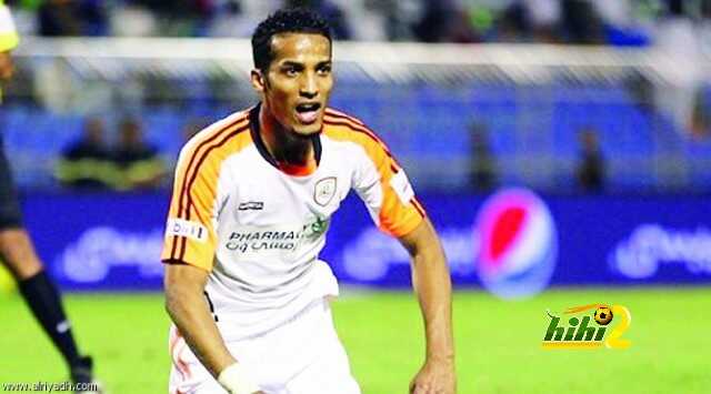 النصر يعمل للتعاقد مع هزازي