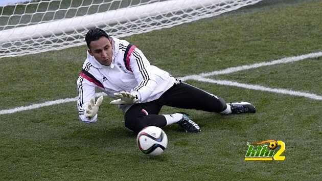 نافاس حارس مرمى ريال مدريد أمام اتليتكو مدريد
