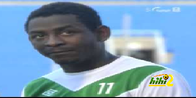 الرائد يضم لاعب الأهلي بنظام الإعارة