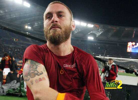 دي روسي : توتي لاعب اسطوري