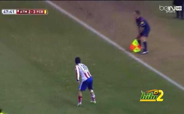 arda-turan-solo-fue-amonestado-por-lanzar-bota-asistente-1422534941937