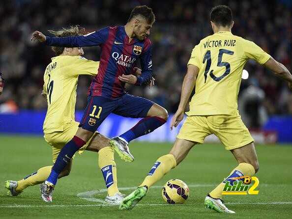 فياريال يحقق رقماً إيجابياً أمام برشلونة برغم الهزيمة