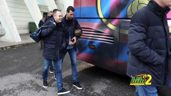 صورة : لاعبو برشلونة يغادرون الفندق متجهين لملعب المباراة !