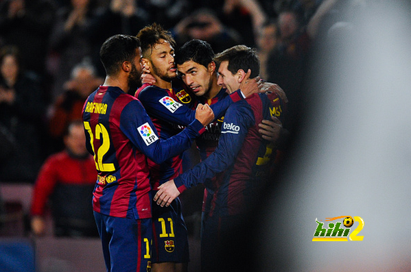 ميسي القياسي يتسبب في تسجيل 500 هدف لبرشلونة !