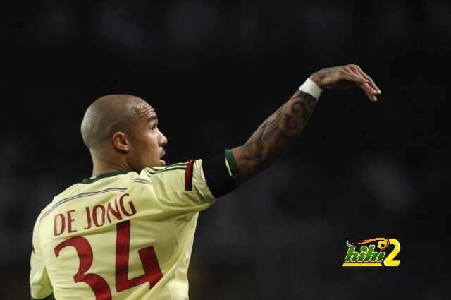 دي يونج شارك في تدريبات ميلان بشكل طبيعي