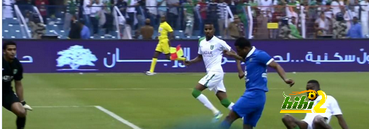 الهلال يتعادل سلباً مع الاهلي في الشوط الاول من نهائي كاس ولي العهد