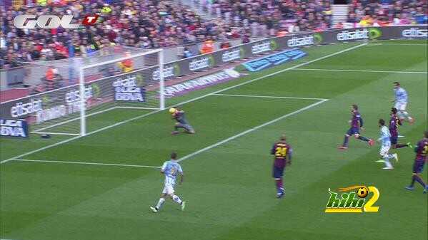 صورة : برافو ينقذ شباك برشلونة من هدف ثان في آخر الدقائق