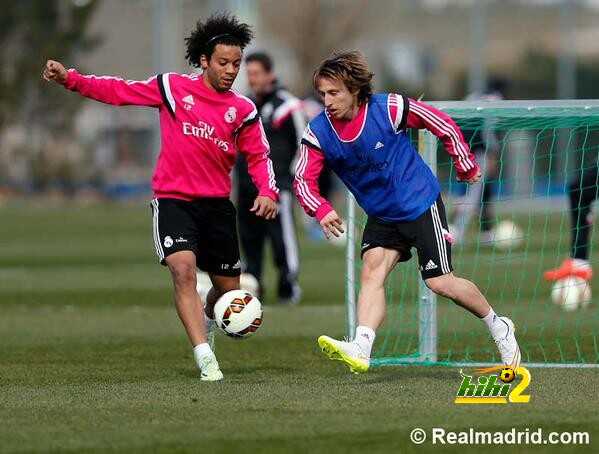 B-m9NAQUcAAiX98