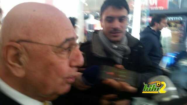 جالياني : لا اتحدث عن اي شيء يحدث داخل غرفة خلع الملابس
