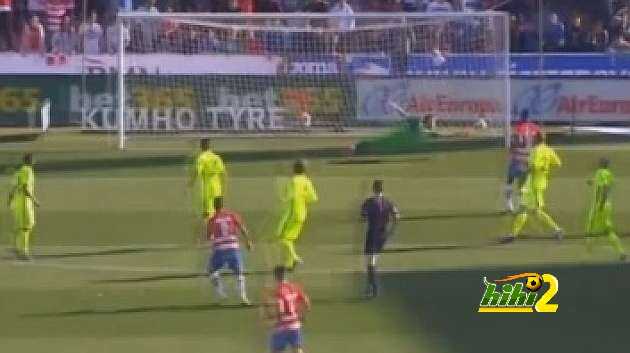 فيديو : شاهد تصدي برافو المذهل الذي أنقذ برشلونة أمام غرناطة ..!