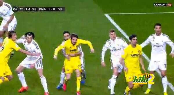 صور : جمهور الشبكات يسخرون من الازدواجية في مباراة فياريال وريال مدريد ..!
