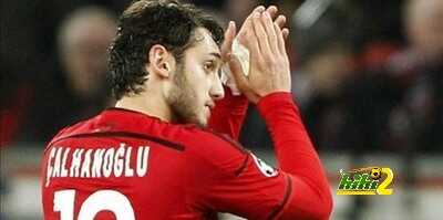 بريدا يراقب لاعب باير ليفركوزن المتألق هاكان