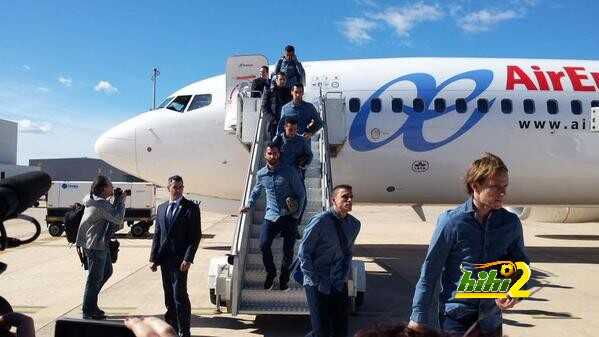 صور : وصول برشلونة إلى فياريال