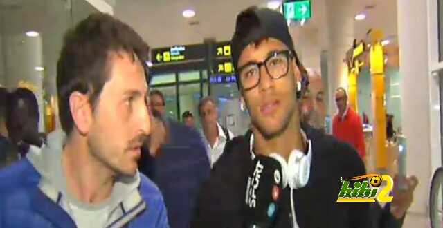 neymar-llegada-aeropuerto-prat-1427820242234