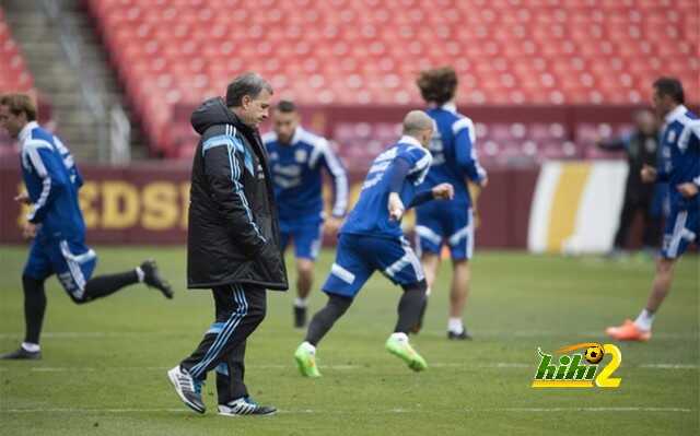 martino-confirmo-que-messi-sigue-con-dolor-pie-derecho-1427876889956