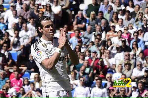 ريال مدريد يتقدم على غرناطة عن طريق بيل ورونالدو