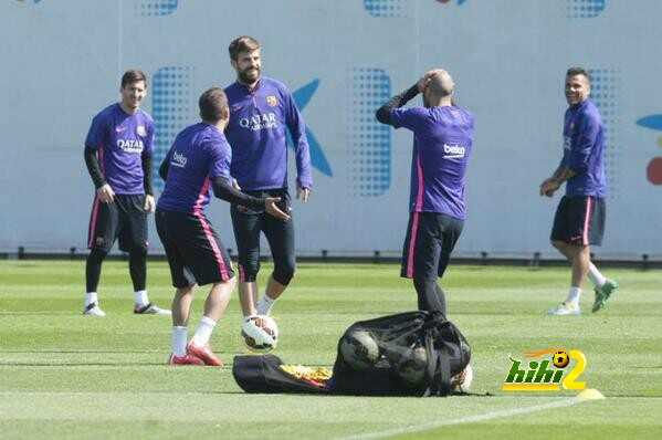 صور : برشلونة يواصل استعداداته لمواجهة باريس سان جيرمان